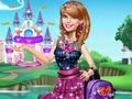 Žaidimas Princesė eina į Charm School  internete