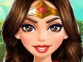 Žaidimas Wonder Woman: veido  internete