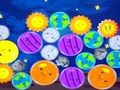 Žaidimas Sujunkite laimingas planetas  internete