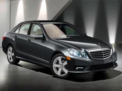 Žaidimas E-Class Sedan Puzz internete