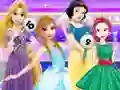Žaidimas Princesses Fashion Clash internete
