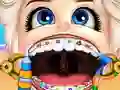 Žaidimas Baby Elsa Wears A Brace internete