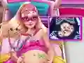 Žaidimas Superhero Pregnant Emergency internete