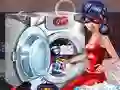 Žaidimas LadyBug Washing Costumes internete