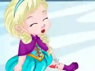 Žaidimas Elsa Skating Injuries internete
