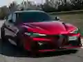 Žaidimas Alfa Romeo Giulia GTA Slide internete