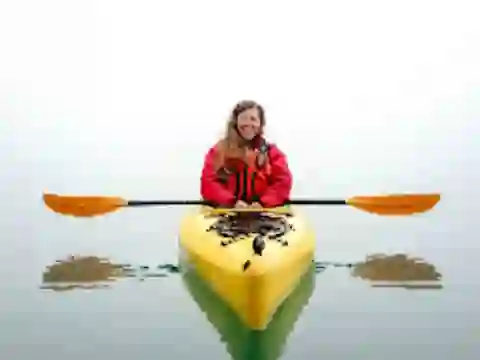 Žaidimas Kayak Kayaking Lake Jigsaw internete
