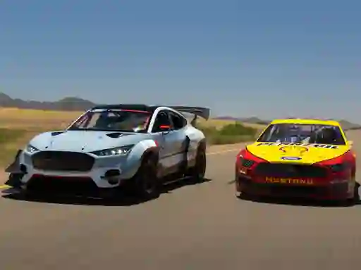 Žaidimas Drifting Mustang Slide internete