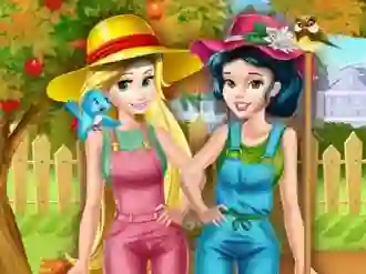 Žaidimas Princesses Working In the Garden internete