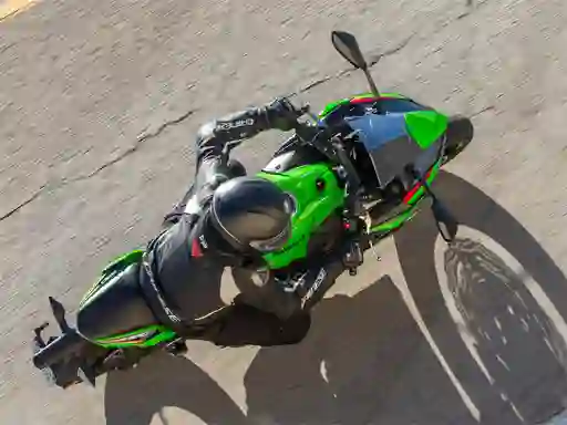 Žaidimas Kawasaki Ninja 650 internete