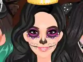 Žaidimas Kardashians Spooky Makeup internete