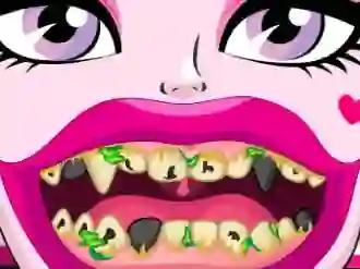 Žaidimas Draculaura Bad Teeth internete