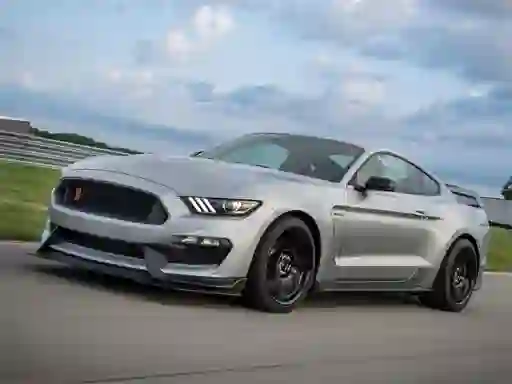 Žaidimas Mustang Shelby Puzzle internete