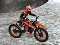 Žaidimas Moto bandymai žiemos  internete