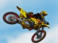 Žaidimas Pašėlęs motokroso šuolis dėlionės  internete