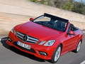 Žaidimas „Benz E-Class Cabriolet Slide“.  internete